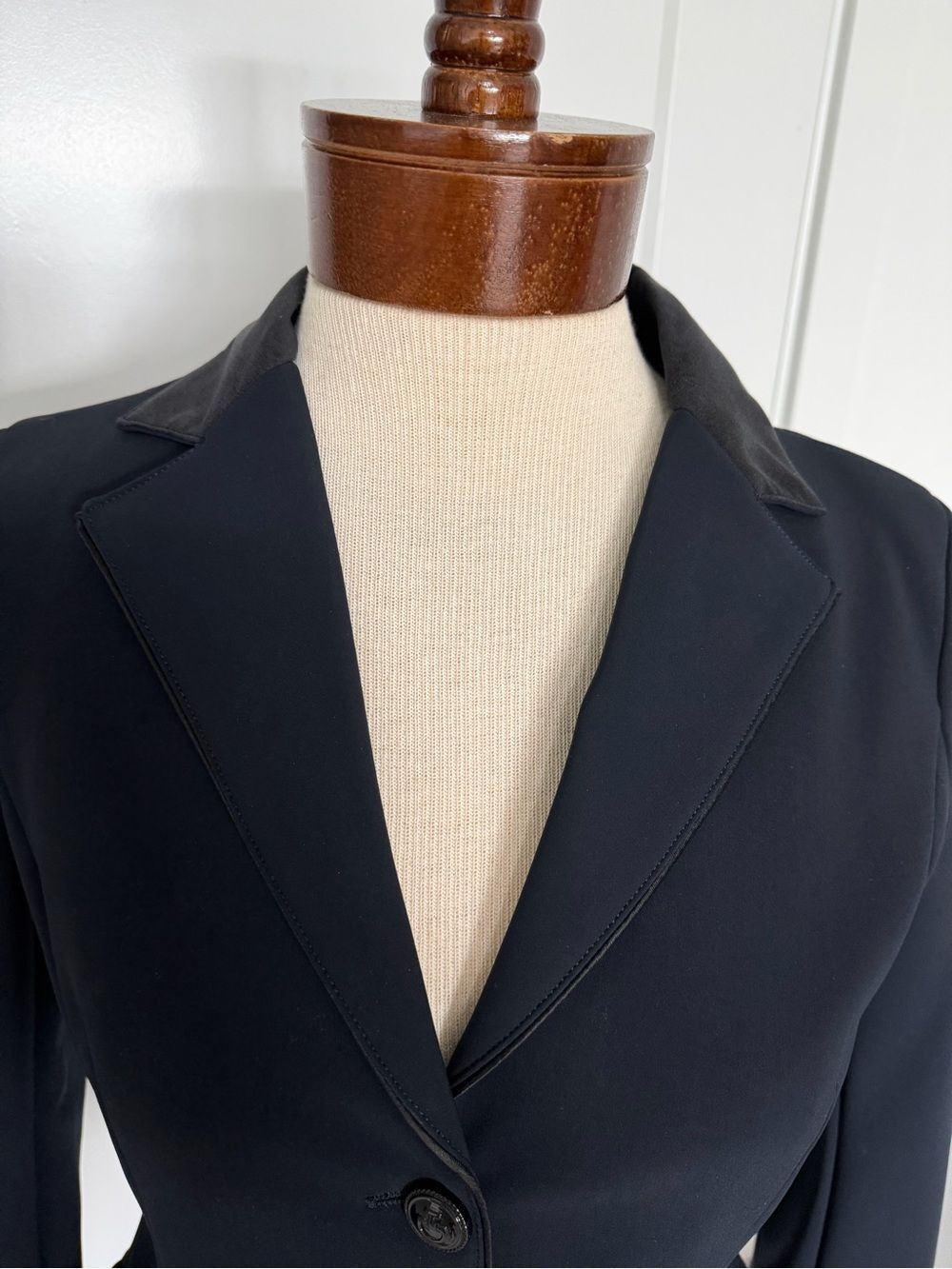 Cavalleria Toscana GP Competition Show Jacket Black Womens SZ 42 Blue NWOT - Picture 2 of 14